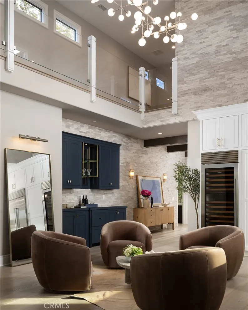 2 Rue Biarritz Newport Beach, CA 92660