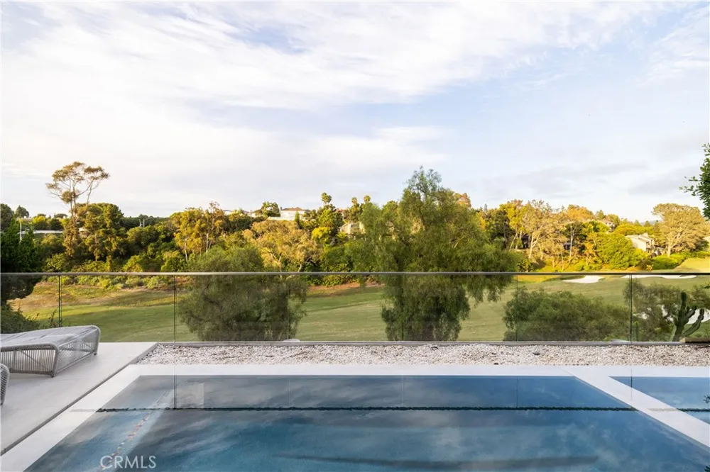 2 Rue Biarritz Newport Beach, CA 92660