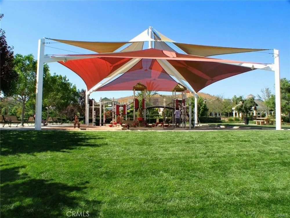 10 PINE HILL LANE Ladera Ranch, CA 92694