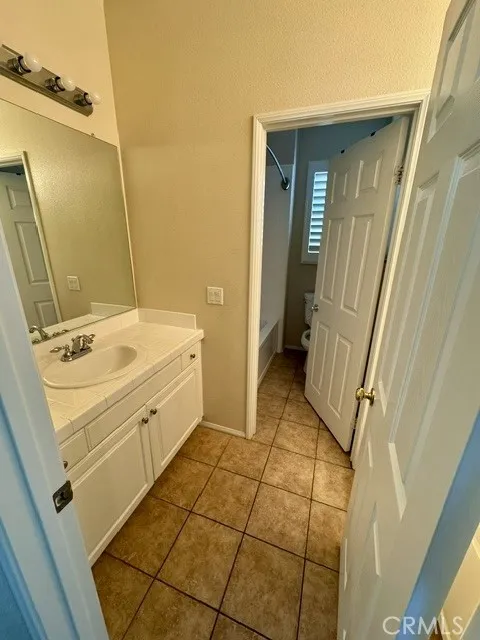 10 PINE HILL LANE Ladera Ranch, CA 92694