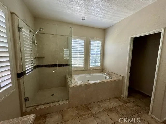 10 PINE HILL LANE Ladera Ranch, CA 92694