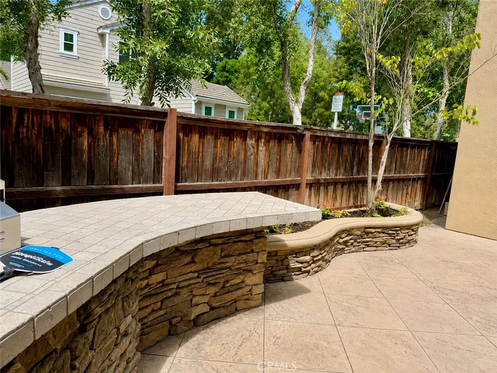 10 PINE HILL LANE Ladera Ranch, CA 92694