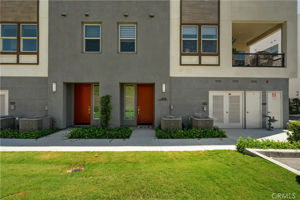 978 Poppy Court Montebello, CA 90640