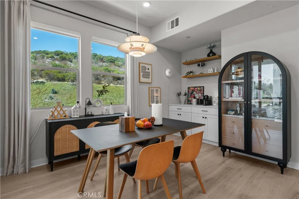 978 Poppy Court Montebello, CA 90640