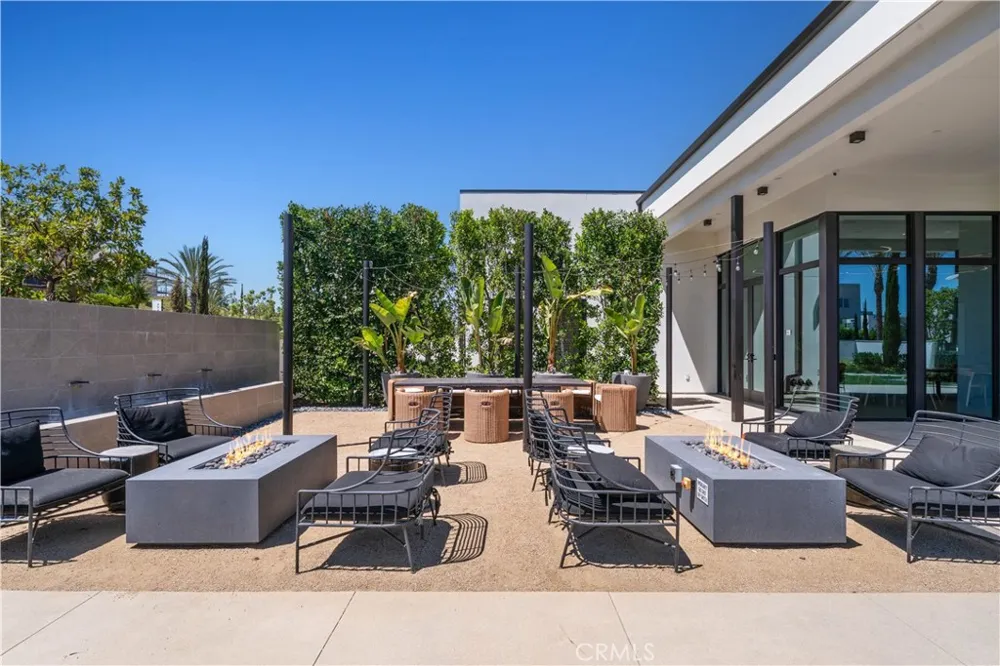 978 Poppy Court Montebello, CA 90640