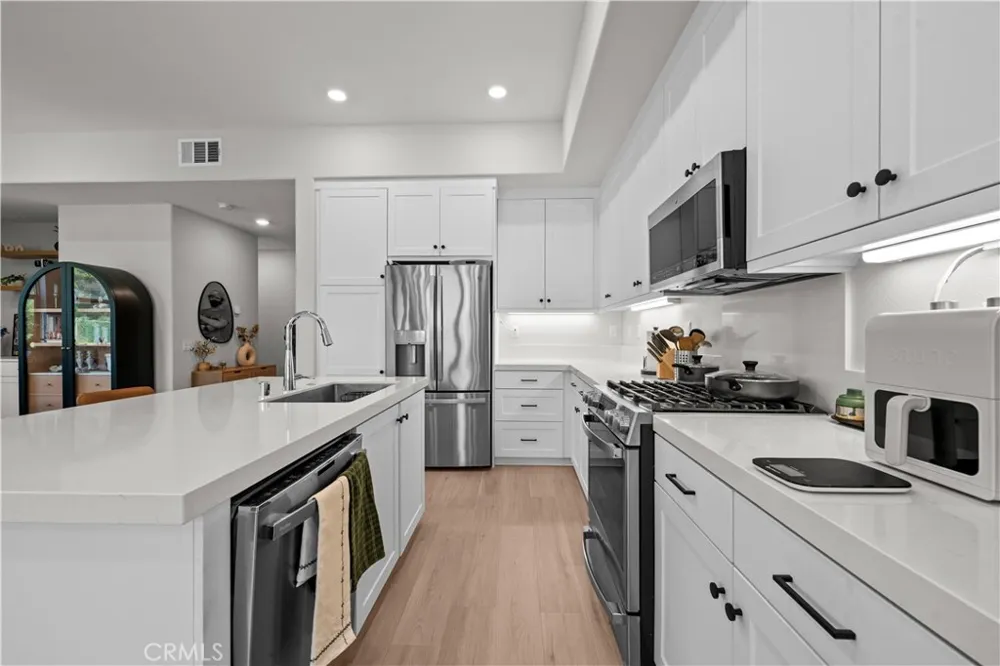 978 Poppy Court Montebello, CA 90640