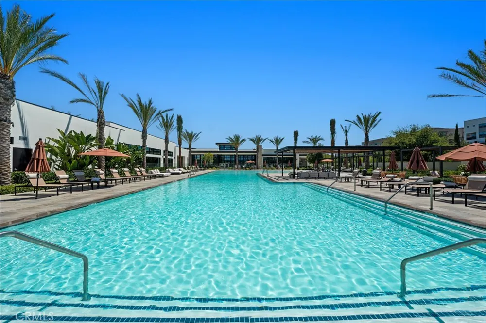 978 Poppy Court Montebello, CA 90640
