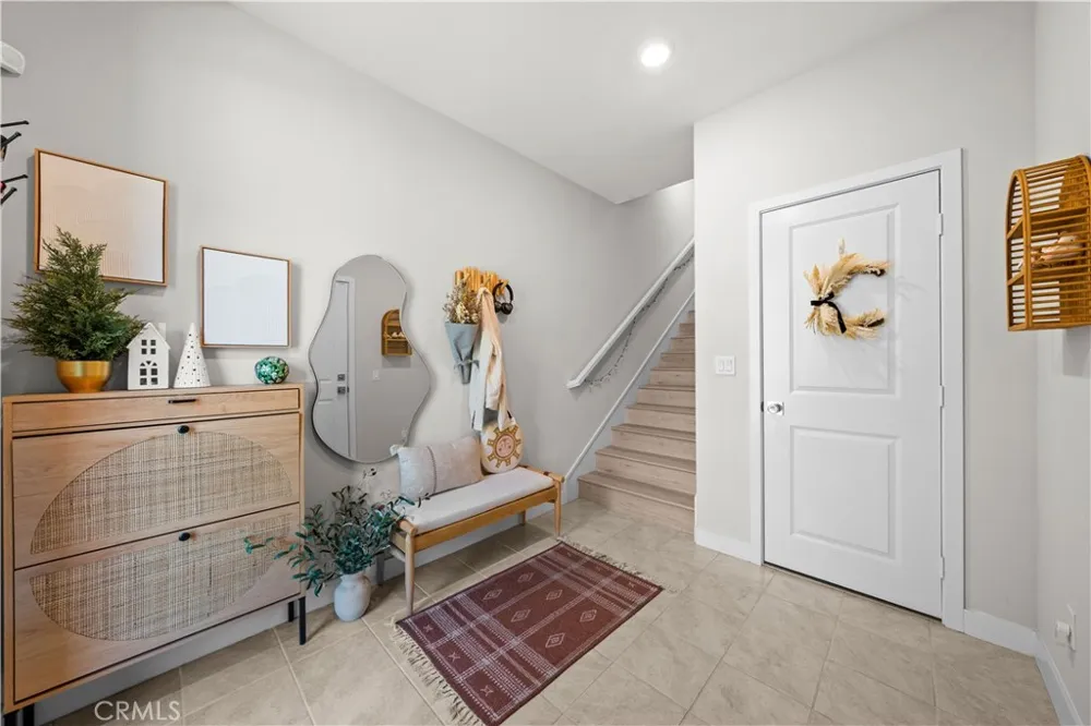 978 Poppy Court Montebello, CA 90640