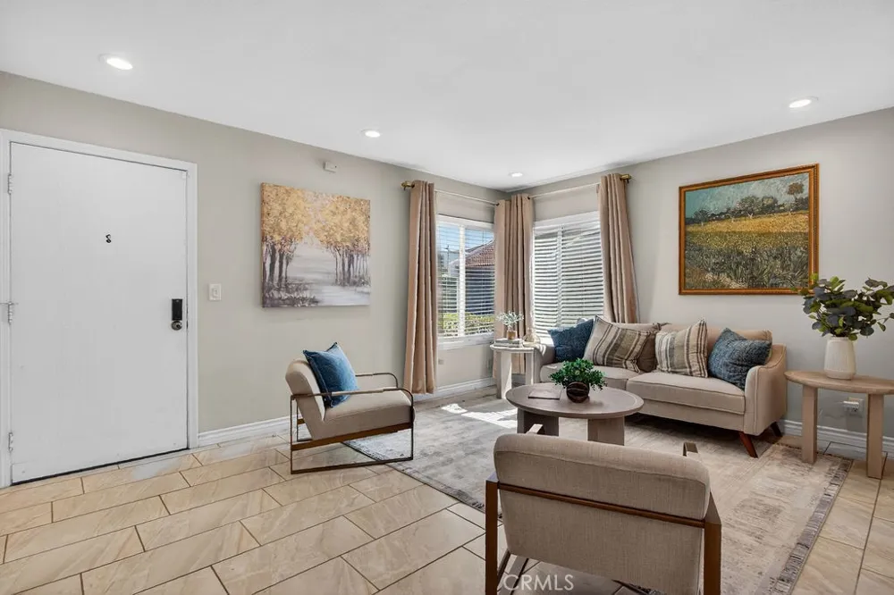 1000 S Citron #9 Anaheim, CA 92805