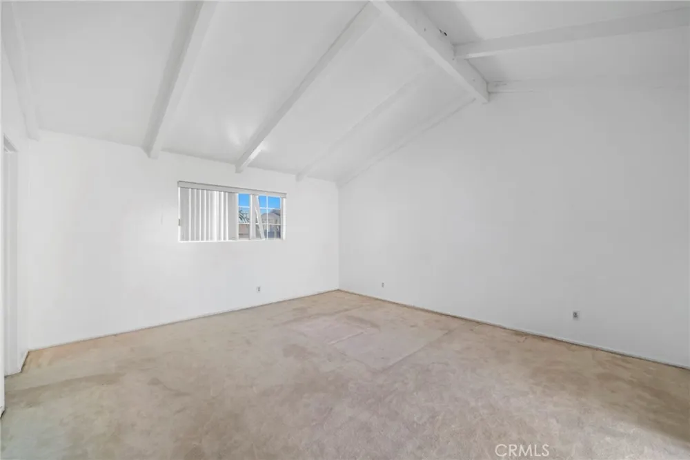 540 E 219th Carson, CA 90745