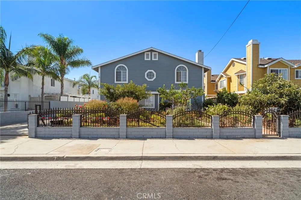 540 E 219th Carson, CA 90745