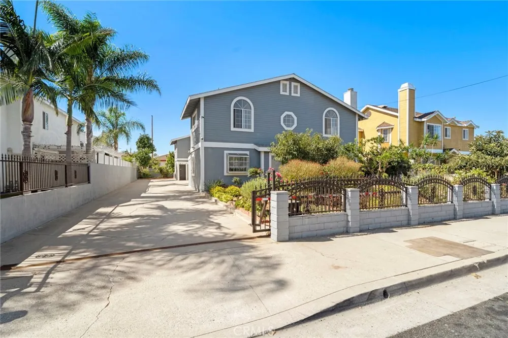 540 E 219th Carson, CA 90745