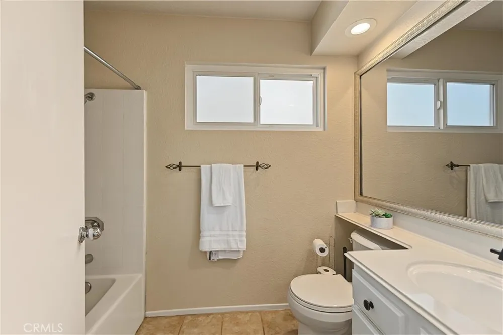 43 Sandalwood #94 Aliso Viejo, CA 92656
