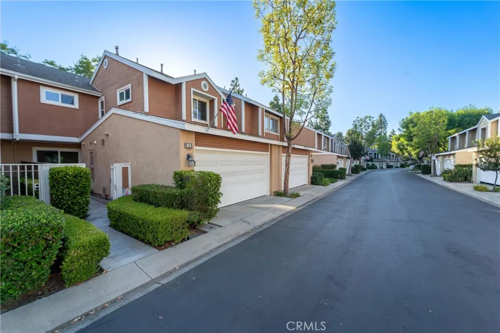 43 Sandalwood #94 Aliso Viejo, CA 92656