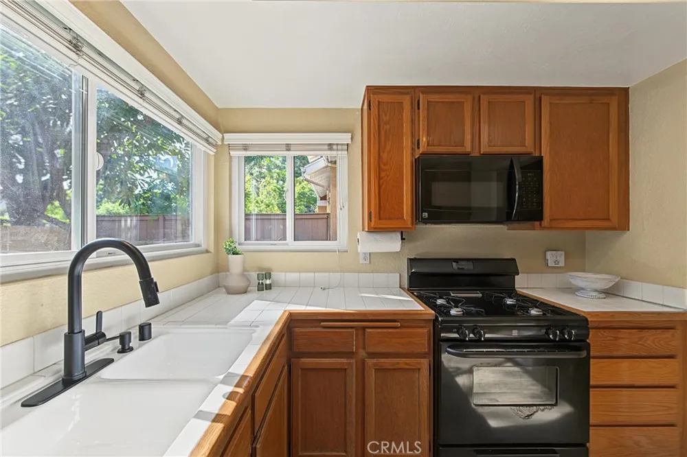 43 Sandalwood #94 Aliso Viejo, CA 92656