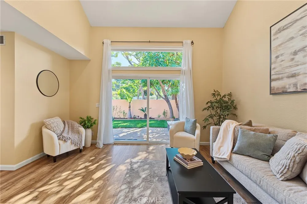 43 Sandalwood #94 Aliso Viejo, CA 92656