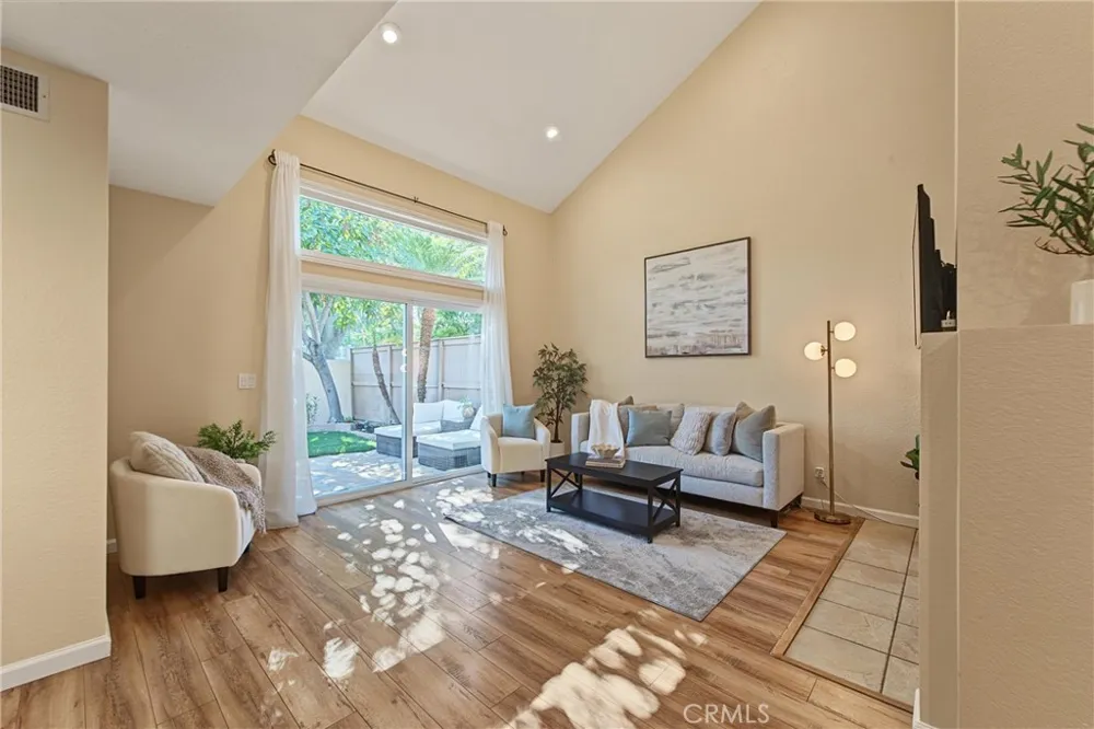 43 Sandalwood #94 Aliso Viejo, CA 92656