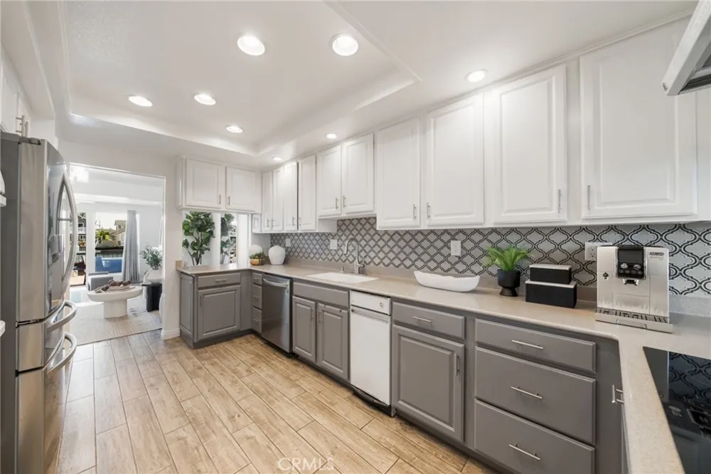 16139 Saint Croix Huntington Beach, CA 92649