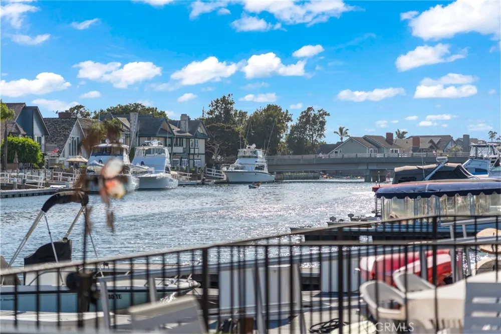 16139 Saint Croix Huntington Beach, CA 92649