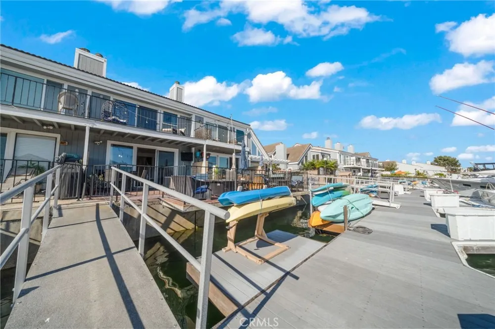 16139 Saint Croix Huntington Beach, CA 92649