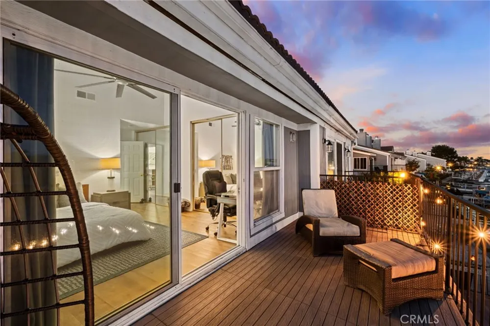 16139 Saint Croix Huntington Beach, CA 92649