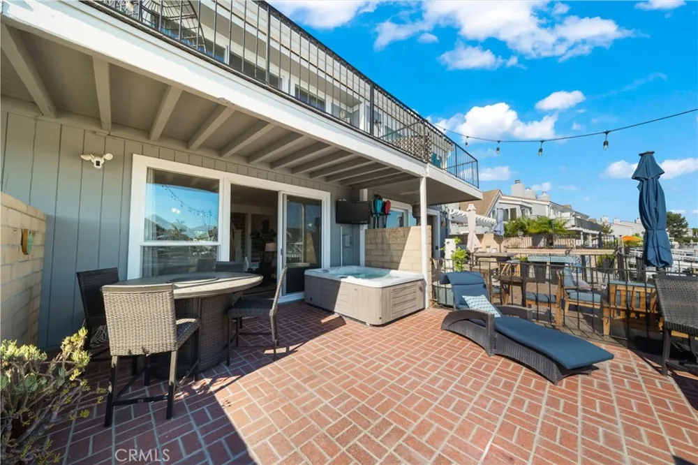 16139 Saint Croix Huntington Beach, CA 92649