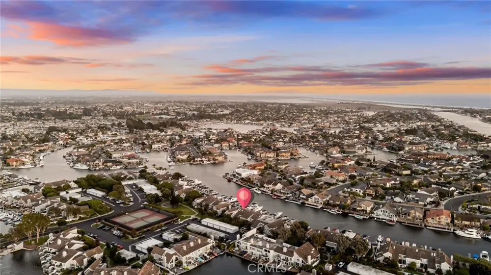 16139 Saint Croix Huntington Beach, CA 92649