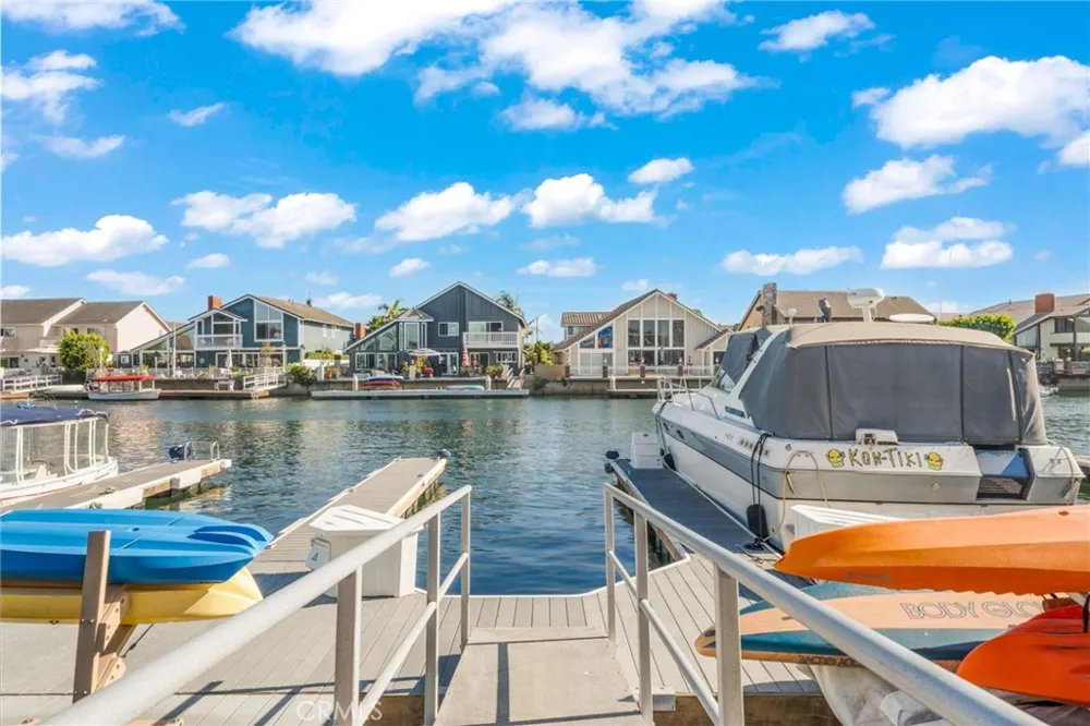 16139 Saint Croix Huntington Beach, CA 92649