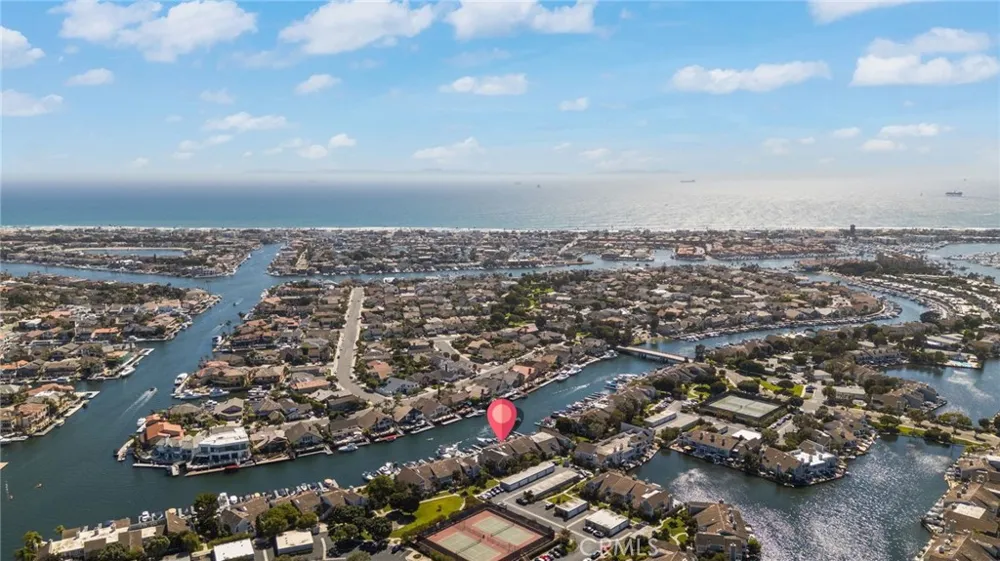 16139 Saint Croix Huntington Beach, CA 92649