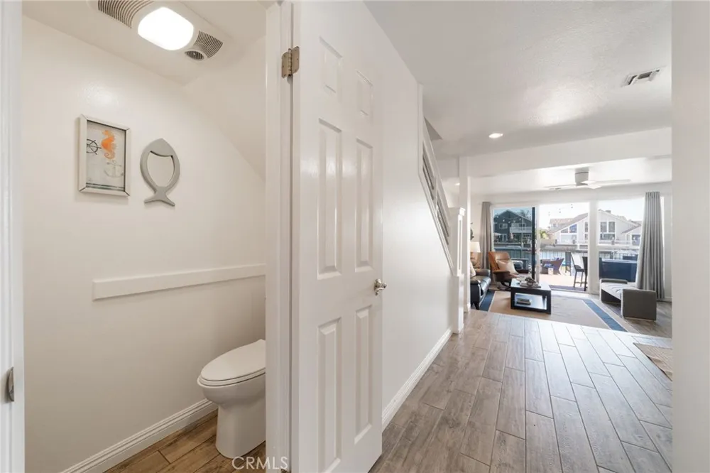 16139 Saint Croix Huntington Beach, CA 92649