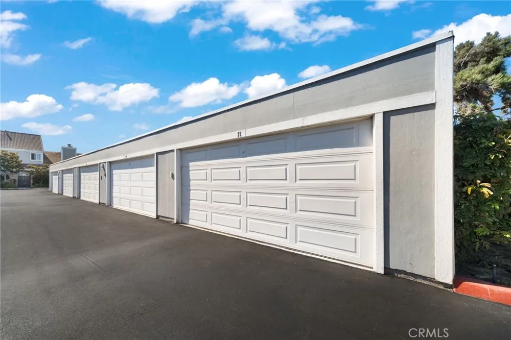 16139 Saint Croix Huntington Beach, CA 92649