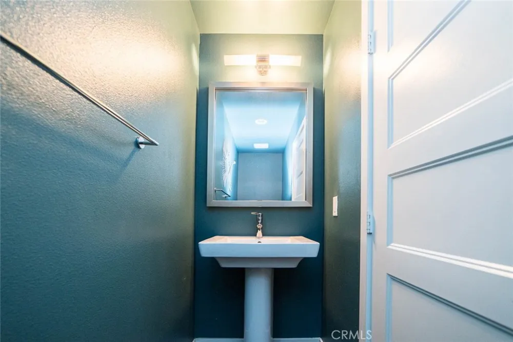 11 Empire Drive Aliso Viejo, CA 92656