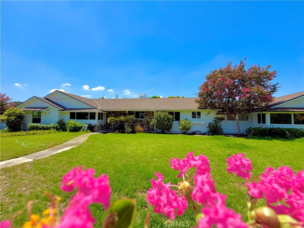 9537 Jellico Avenue Northridge, CA 91325