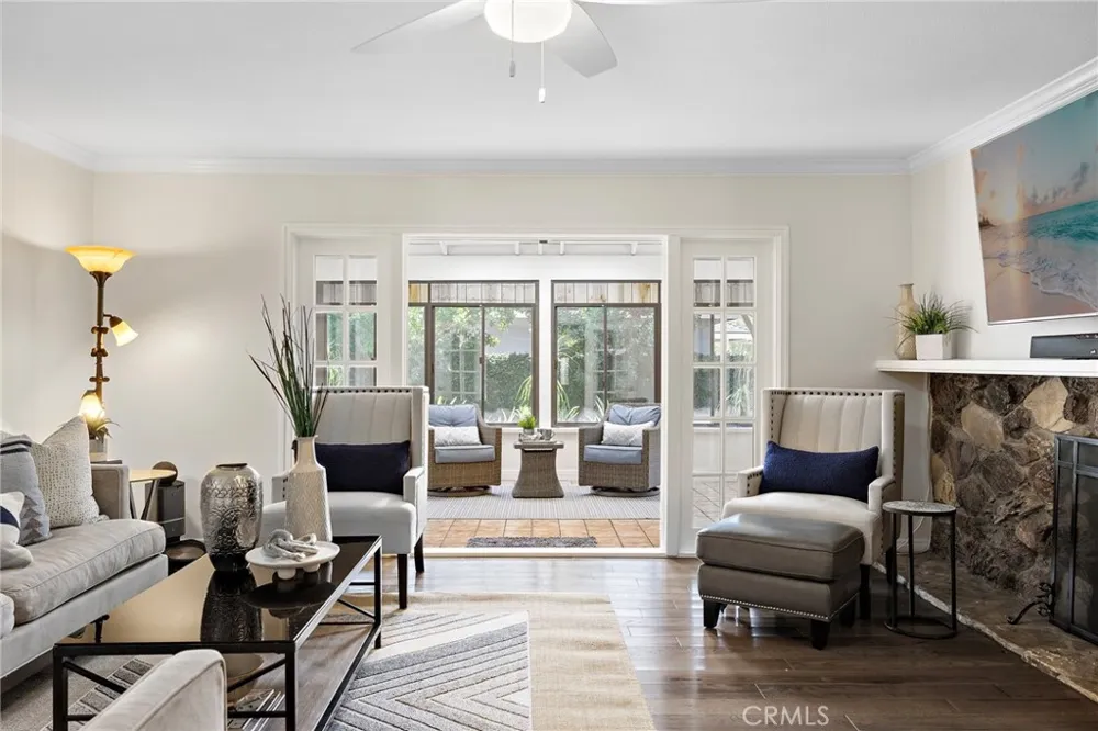 1902 E Avalon Santa Ana, CA 92705