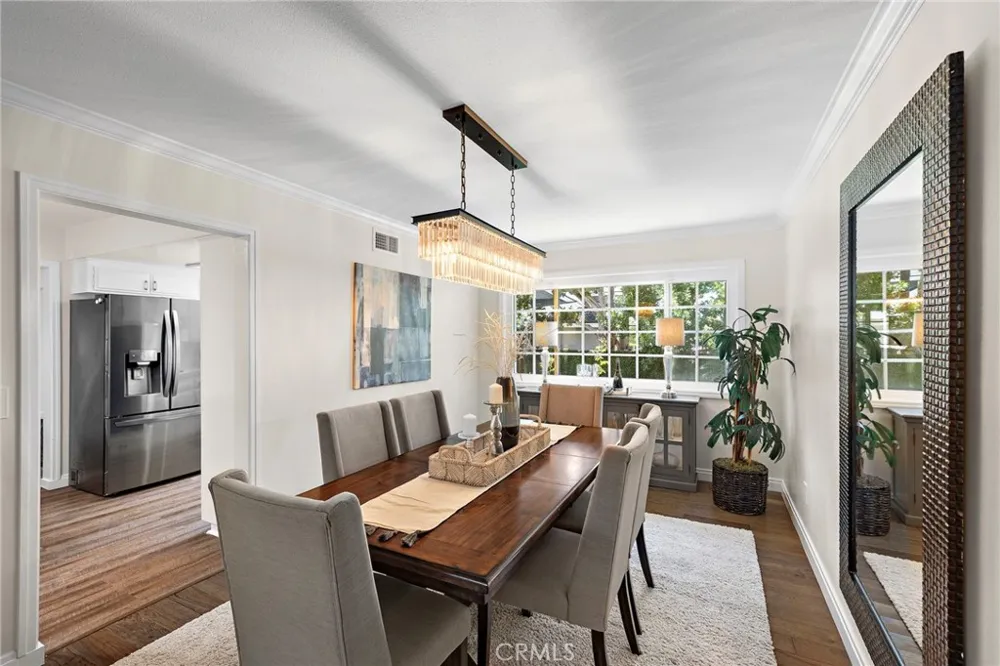 1902 E Avalon Santa Ana, CA 92705