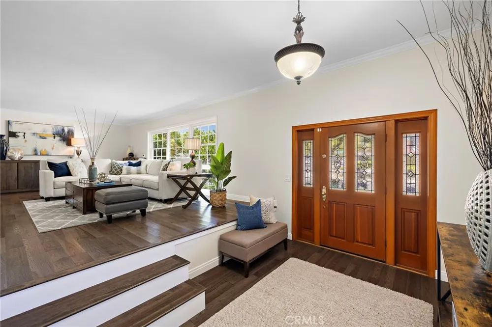 1902 E Avalon Santa Ana, CA 92705