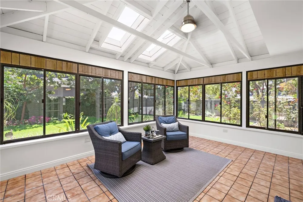 1902 E Avalon Santa Ana, CA 92705