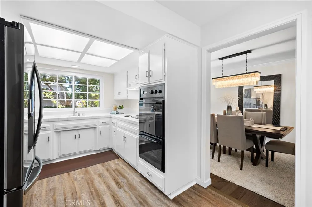 1902 E Avalon Santa Ana, CA 92705