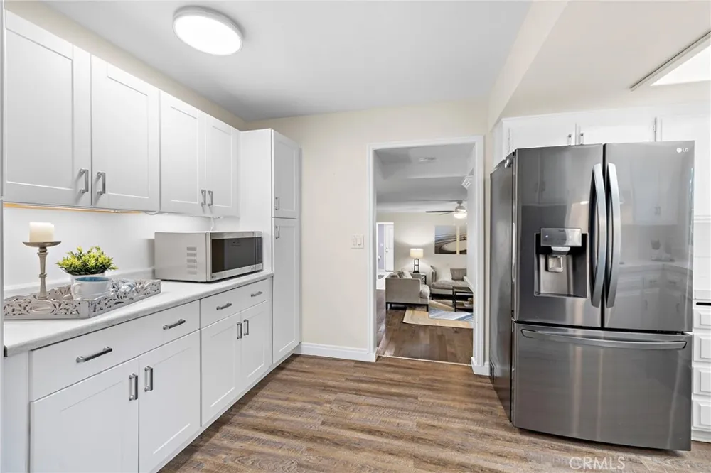 1902 E Avalon Santa Ana, CA 92705