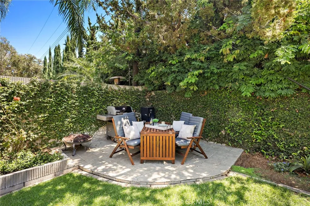 1902 E Avalon Santa Ana, CA 92705