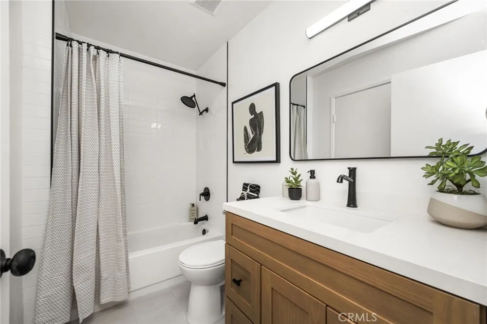1492 W Badillo San Dimas, CA 91773