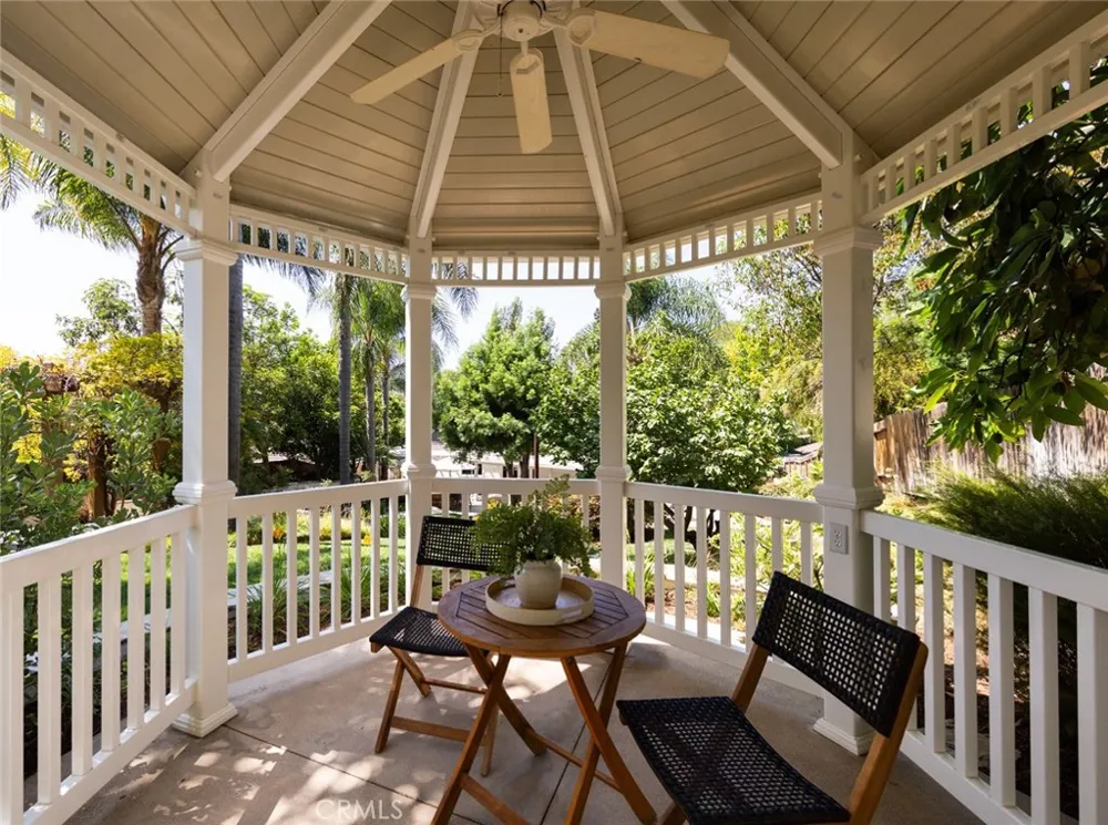19122 Barrett Lane North Tustin, CA 92705