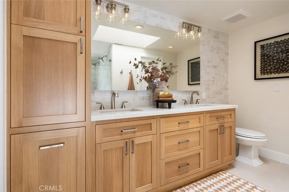 19122 Barrett Lane North Tustin, CA 92705