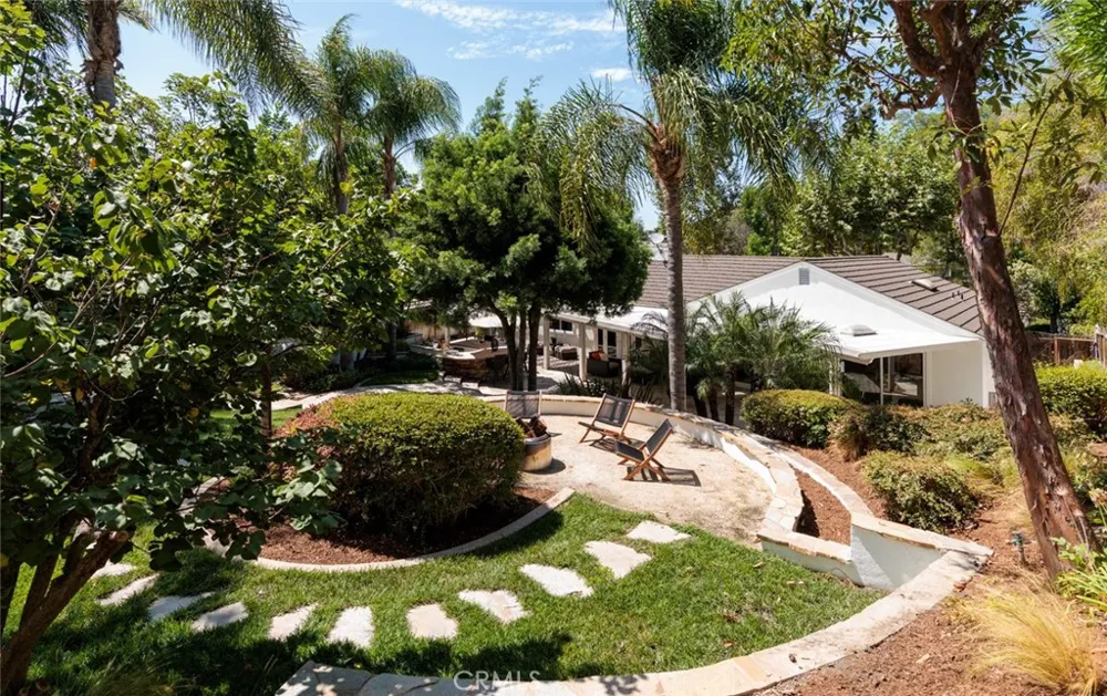 19122 Barrett Lane North Tustin, CA 92705