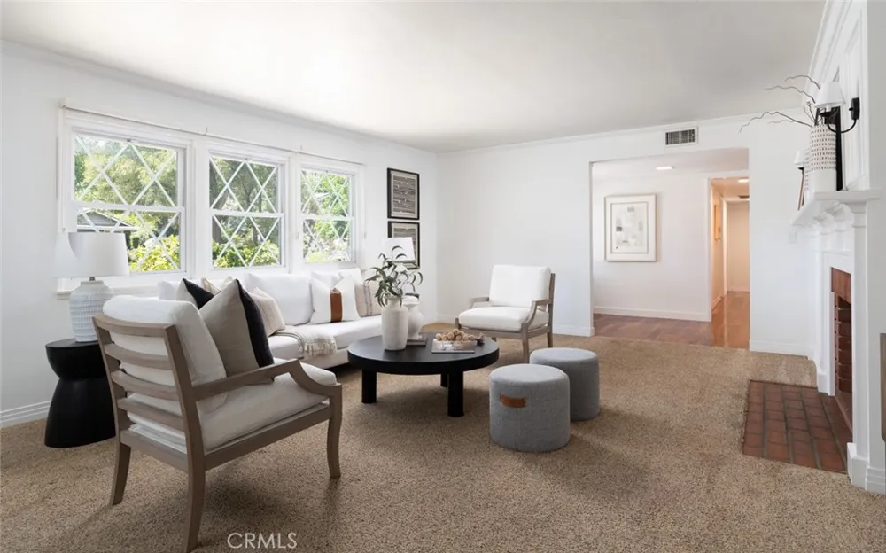 19122 Barrett Lane North Tustin, CA 92705