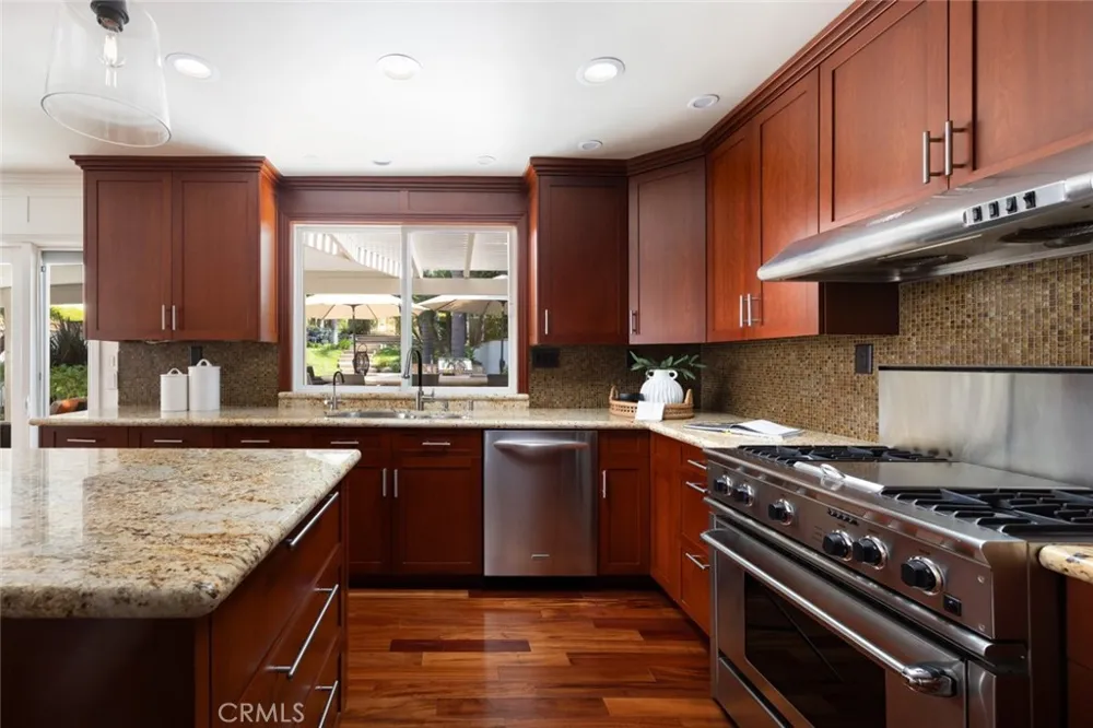 19122 Barrett Lane North Tustin, CA 92705