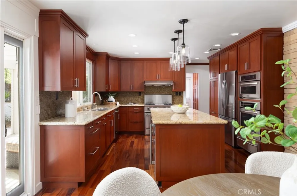 19122 Barrett Lane North Tustin, CA 92705