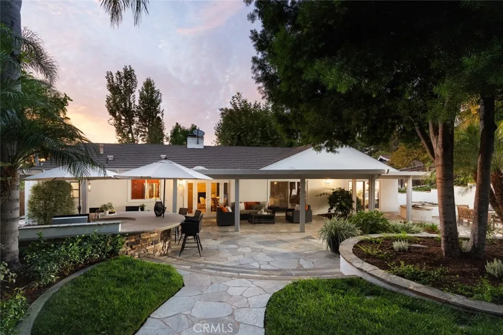 19122 Barrett Lane North Tustin, CA 92705