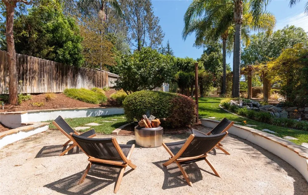 19122 Barrett Lane North Tustin, CA 92705