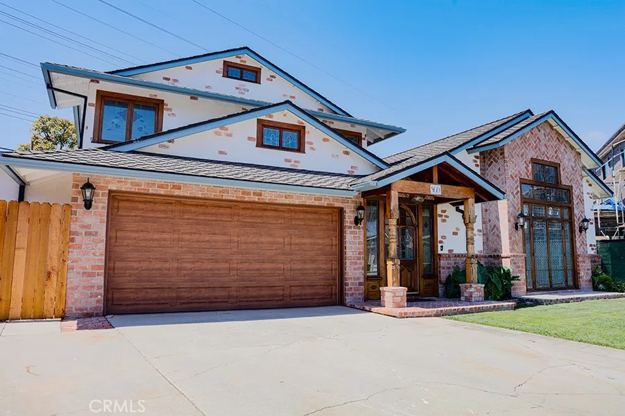 8679 El Costa Circle Fountain Valley, CA 92708